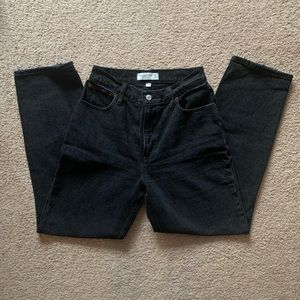 A&F Curve Love 90’s Ultra Straight High Rise Jeans